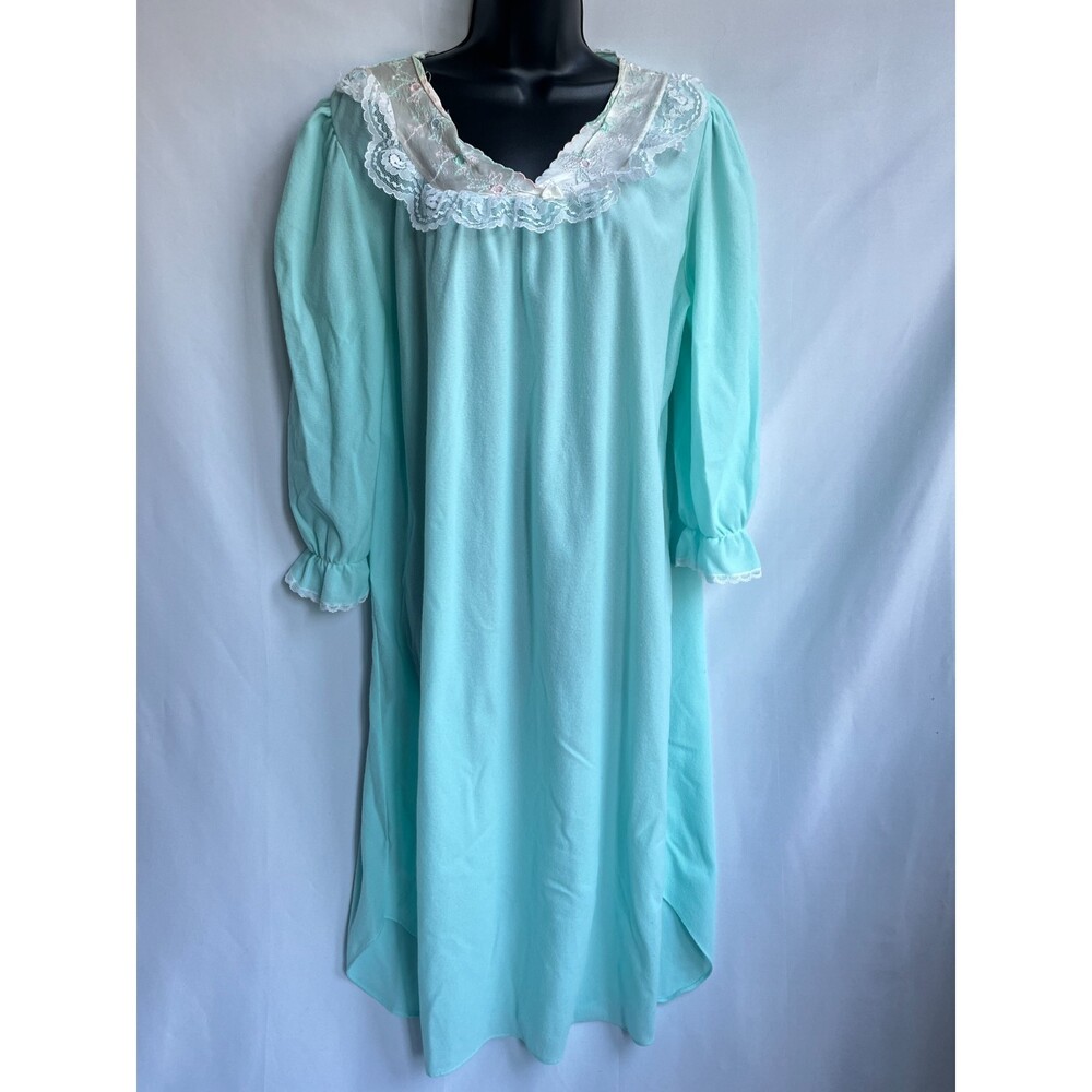 Vintage Honors Intimates Baby Blue Nightgown House Dress Lace Trim M Retro Doll